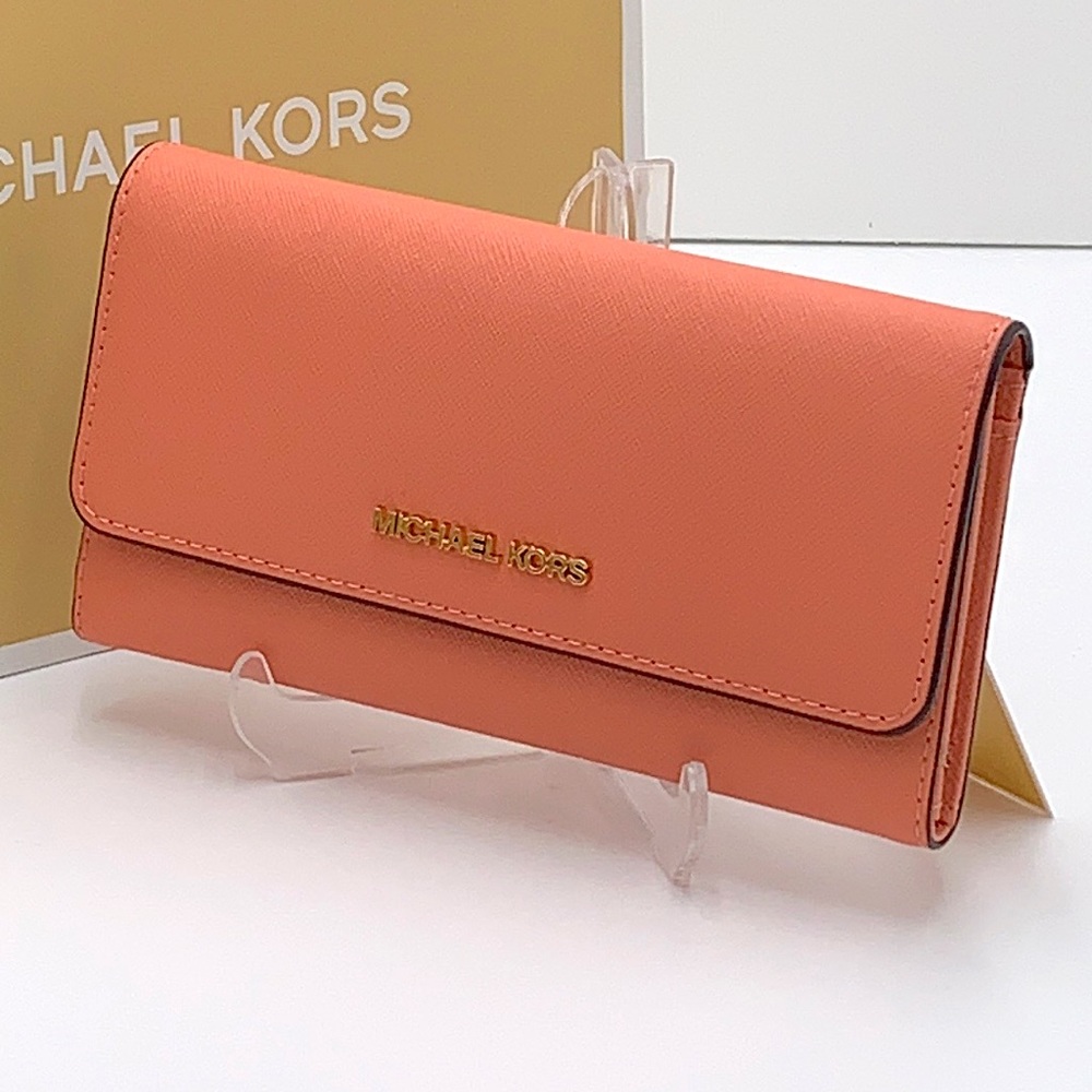 MICHAEL KORS JET SET TRAVEL LARGE TRIFOLD WALLET SHERBERT COLOR
